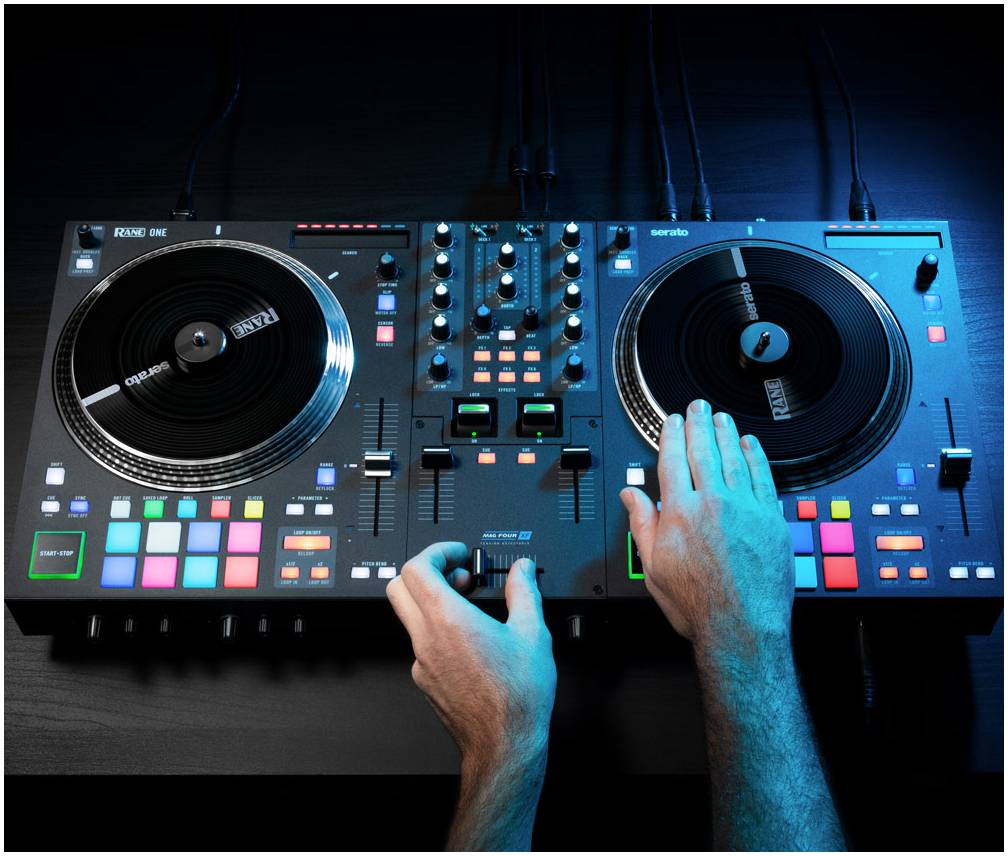RANE DJ ONE - DJ-контроллер 2-х канальный, для скретча.