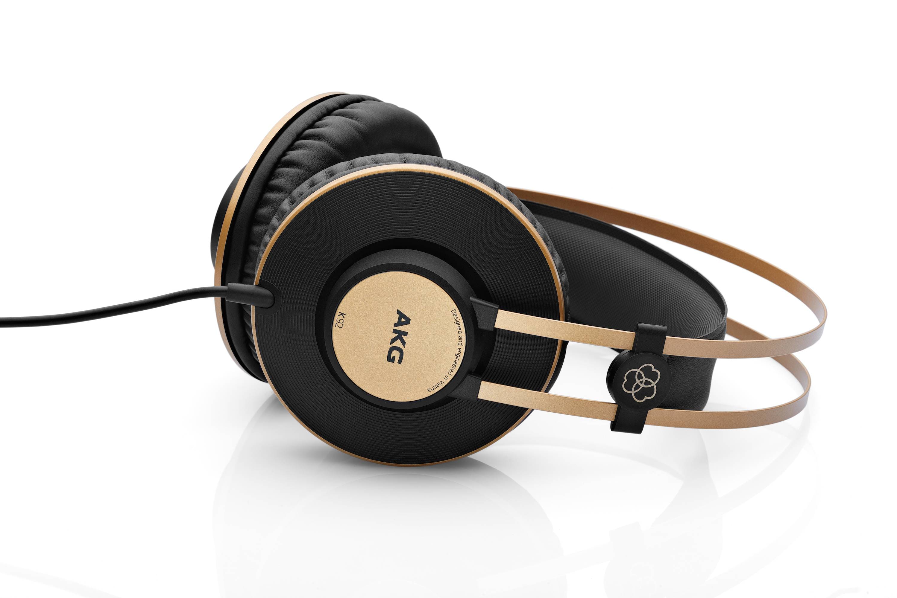 AKG K92 - Наушники