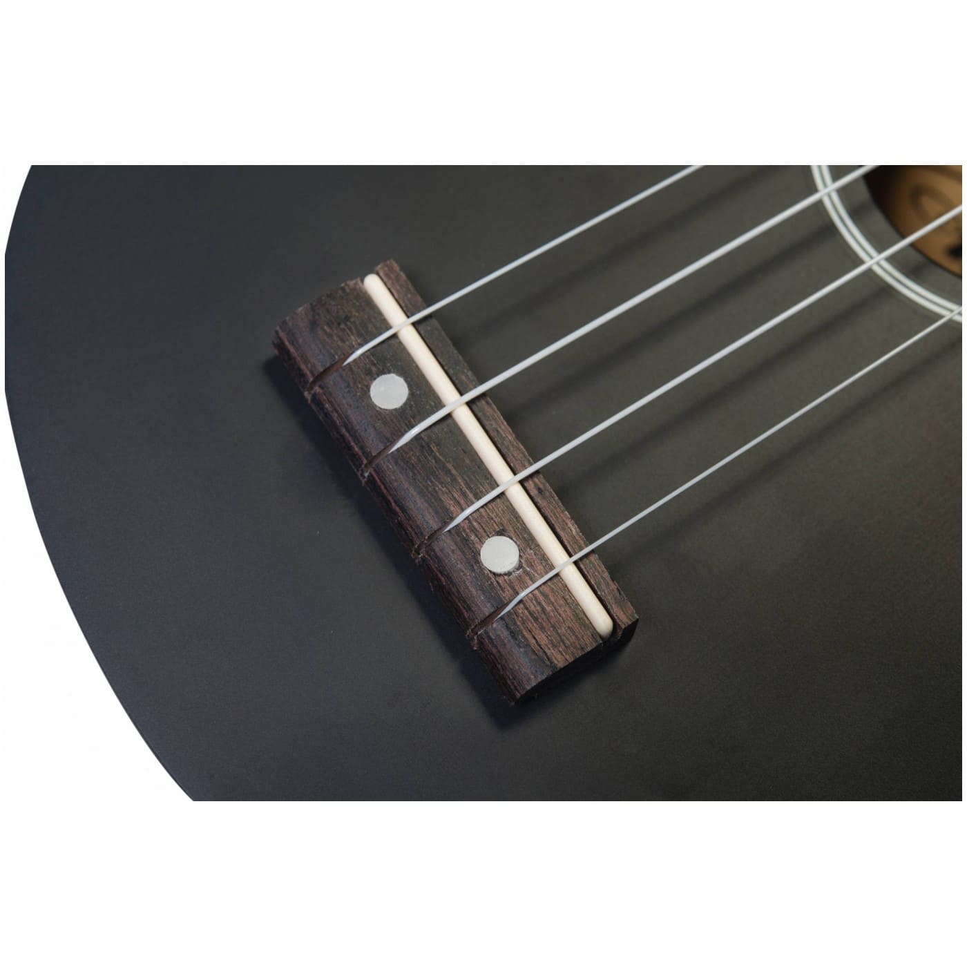 VESTON KUS 15BK - Укулеле сопрано