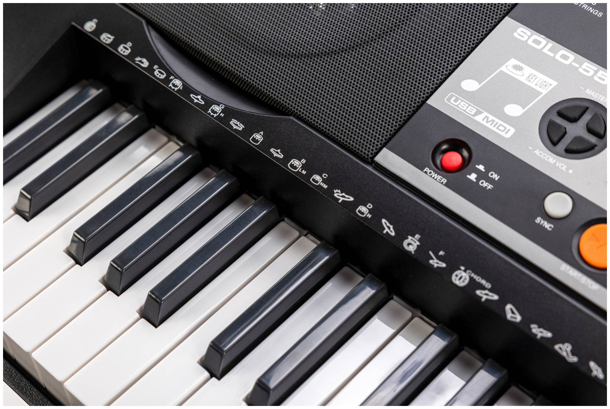 VESTON SOLO-5561 L - Синтезатор с подсветкой клавиш
