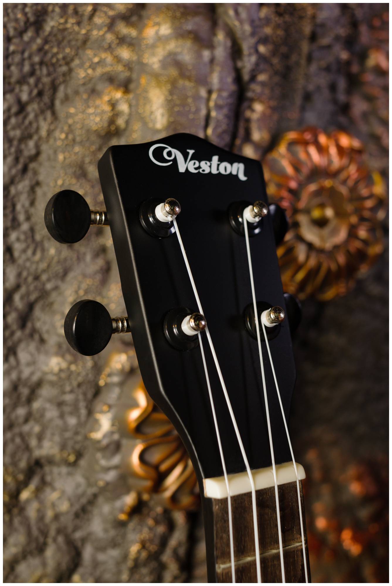 VESTON KUS 15 BK - Укулеле сопрано