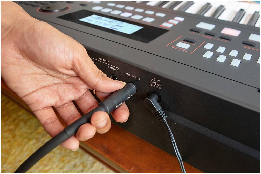 ROLAND E-X50 - Синтезатор