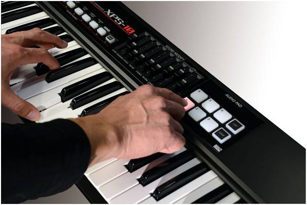 ROLAND XPS - Синтезатор