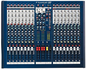 SOUNDCRAFT LX7ii 16 - Микшерный пульт
