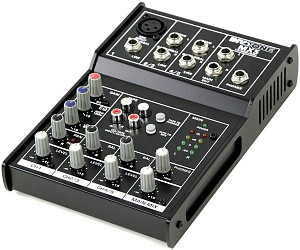 INVOTONE MX5 - микшерный пульт, 1 микрофонный вход,,XLR и балансный Jack,2...