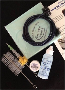 GEWA ULTRA-PURE Deluxe Low Brass Care Kit набор для ухода за духовыми медными...