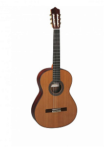 PEREZ 640 Cedar - Гитара классическая 4/4